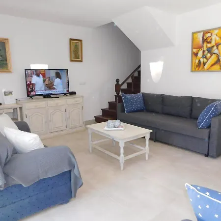 Estrela Mar - & 2 Min Walk Marina Дом отдыха