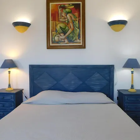 Estrela Mar - & 2 Min Walk Marina Дом отдыха Виламура